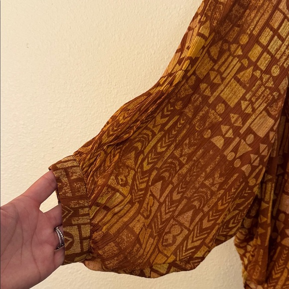 Pilcro Earthy Patterned Blouse - Picture 3 of 7